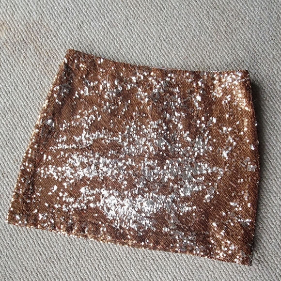 NWOT Gold silver sequin mini skirt M - Picture 1 of 5